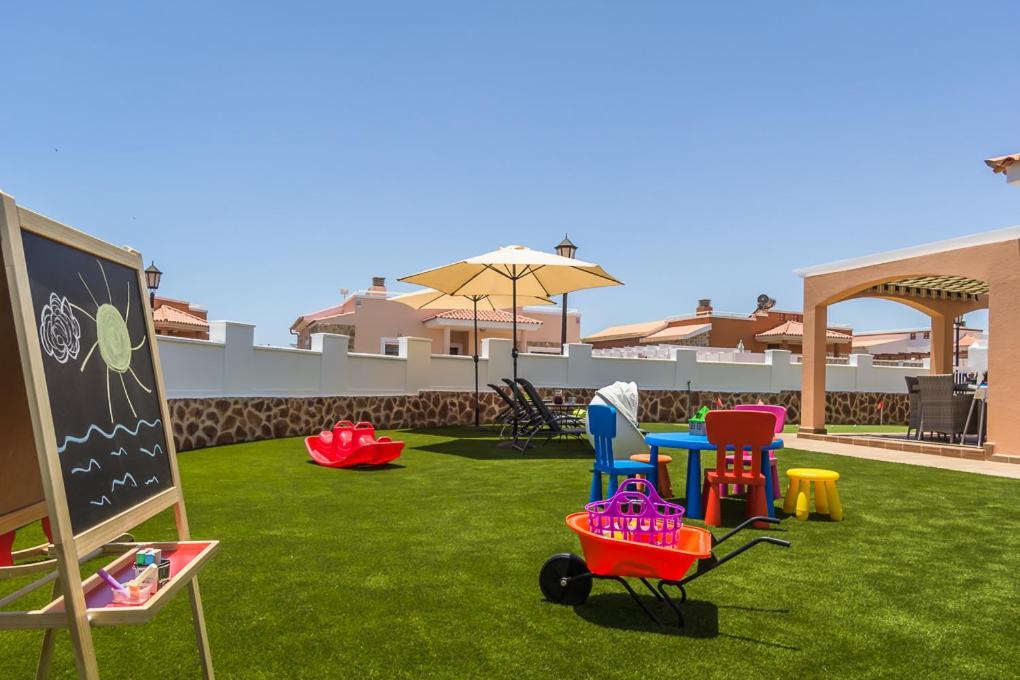 Perfect For Family Holidays With Private Pool, Near And Golf- Ashley * Costa De Antigua