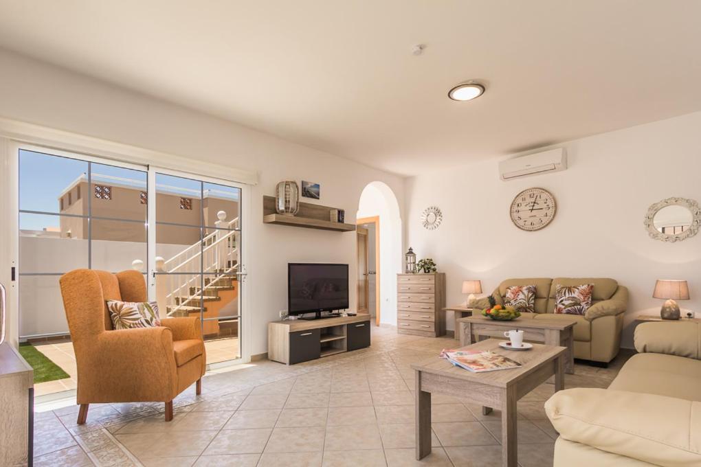Villa Perfect For Family Holidays With Private Pool, Near And Golf- Ashley Costa De Antigua
